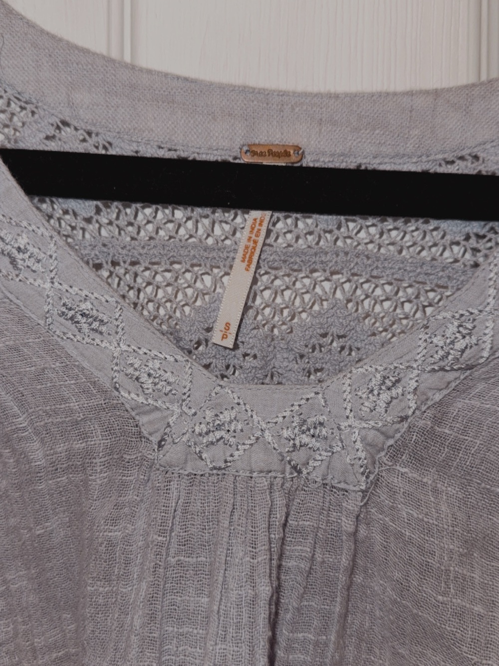 Free People Women’s Boho Lace Detail Gauze Top – Romantic Layered Blouse S - Picture 2 of 5